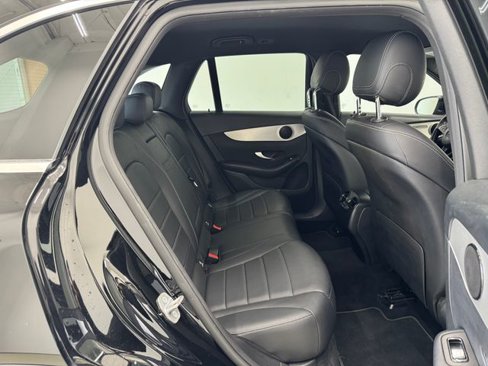 Used 2019 Mercedes-Benz GLC 300 image 18