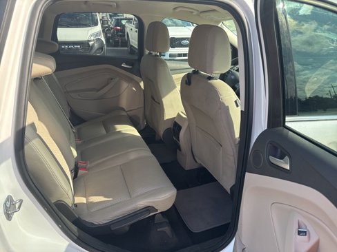 Used 2017 Ford Escape SE w/ Equipment Group 201A image 23
