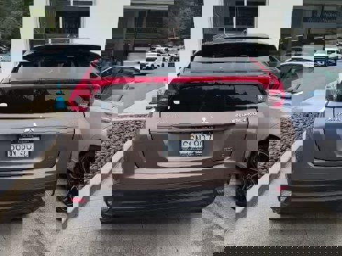 Used 2018 Mitsubishi Eclipse Cross LE image 4