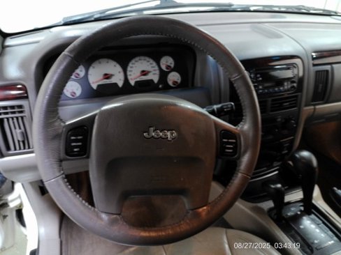 Used 2001 Jeep Grand Cherokee Limited image 28