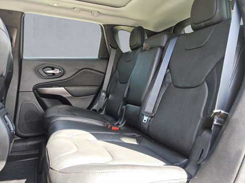Certified 2021 Jeep Cherokee Limited w/ Elite Package image 13