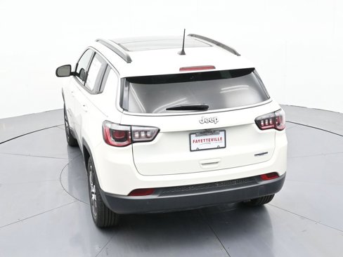 Used 2020 Jeep Compass Latitude w/ Popular Equipment Group image 26