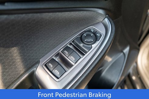 Used 2021 Chevrolet Malibu LT image 16