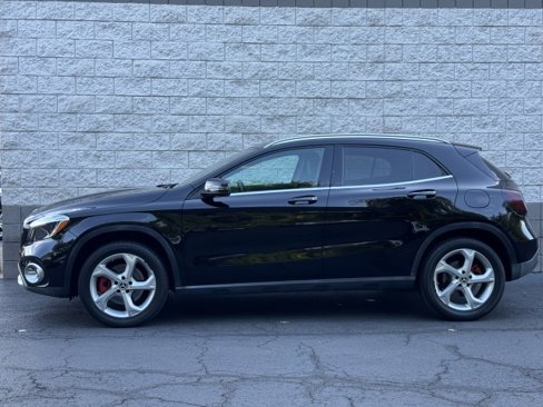 Used 2018 Mercedes-Benz GLA 250 4MATIC image 5