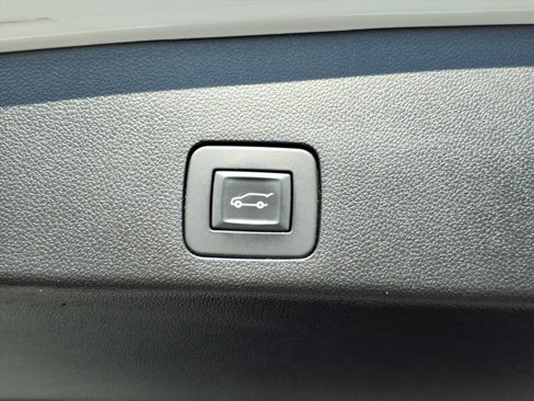 Certified 2020 Buick Encore GX Essence w/ Experience Buick Package image 17