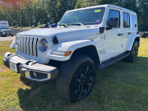 Used 2021 Jeep Wrangler Unlimited Sahara w/ Cold Weather Group image 3