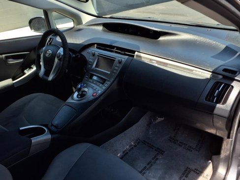 Used 2012 Toyota Prius Plug-In Hybrid image 22