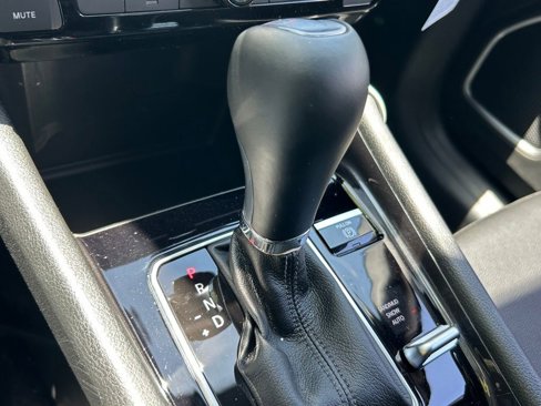 New 2025 Jeep Compass Latitude image 13