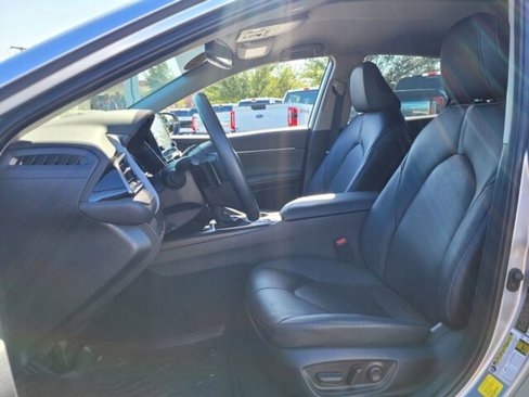 Used 2024 Toyota Camry XSE image 12