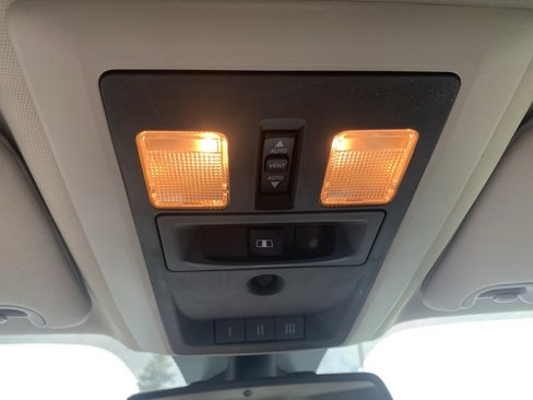 Used 2014 RAM 2500 Big Horn image 25