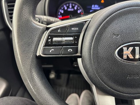 Used 2020 Kia Sportage LX image 21