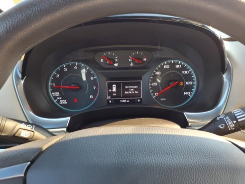 Used 2023 Chevrolet Traverse LS w/ Safety Package image 17