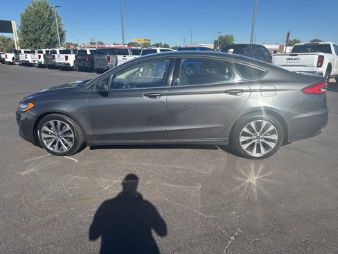 Used 2020 Ford Fusion SE image 16