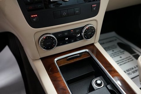 Used 2013 Mercedes-Benz GLK 350 4MATIC image 35