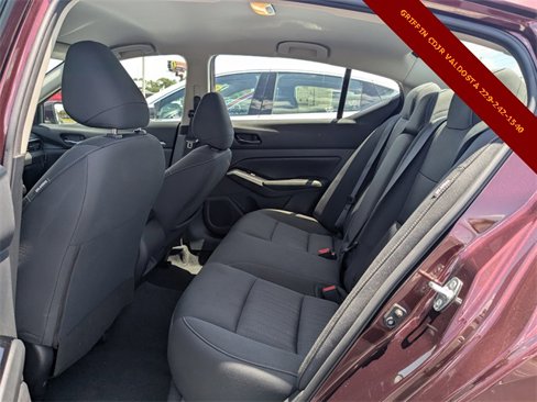 Used 2023 Nissan Altima 2.5 SV image 13