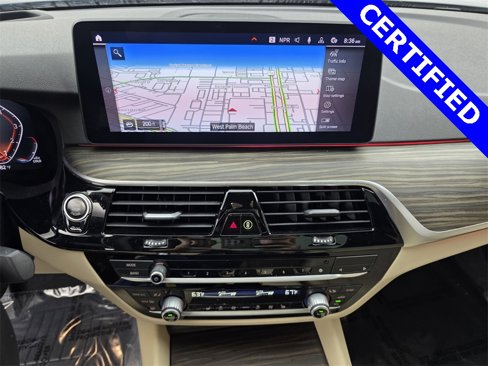 Certified 2022 BMW 530i w/ Premium Package image 24