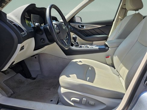 Certified 2016 INFINITI Q50 Premium w/ Driver Assistance Package image 16