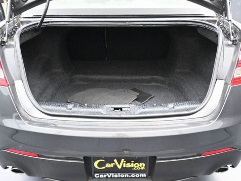Used 2017 Ford Taurus SE image 13