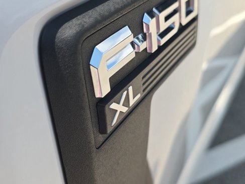 Used 2022 Ford F150 XL w/ Equipment Group 101A High image 9