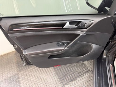 Used 2016 Volkswagen GTI SE w/ Lighting Package (SEL) image 18