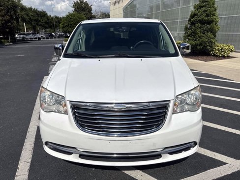 Used 2015 Chrysler Town & Country Limited w/ Trailer Tow Group image 6