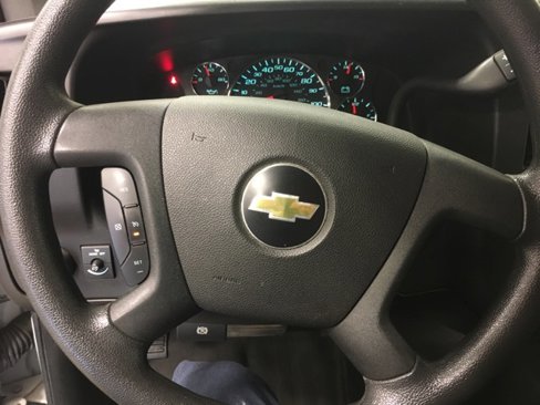 Used 2018 Chevrolet Express 2500 w/ Driver Convenience Package image 22