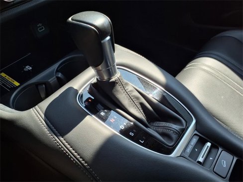 Used 2023 Honda HR-V EX-L image 14