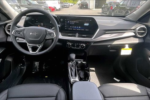 New 2025 Chevrolet Trax ACTIV w/ Driver Confidence Package image 12