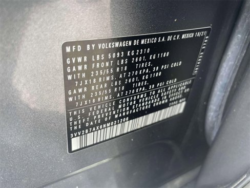 Used 2022 Volkswagen Tiguan SE w/ Panoramic Sunroof Package image 19