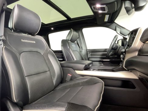 Used 2019 RAM 1500 Laramie w/ Sport Appearance Package image 24