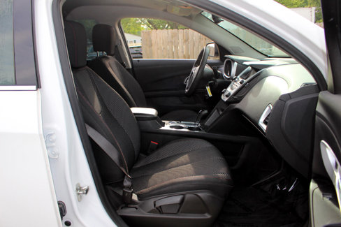 Used 2016 Chevrolet Equinox LS image 34