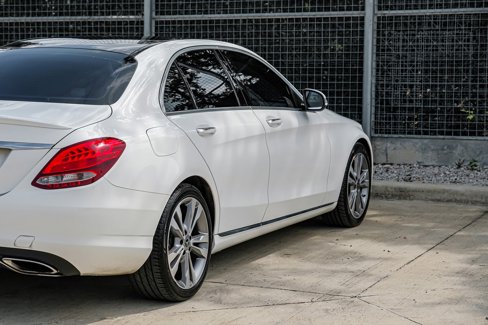 Used 2018 Mercedes-Benz C 300 Sedan w/ Multimedia Package image 12