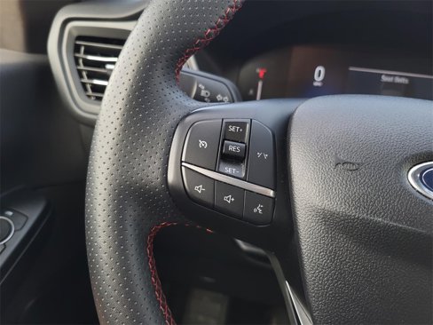 Used 2024 Ford Escape ST-Line image 10