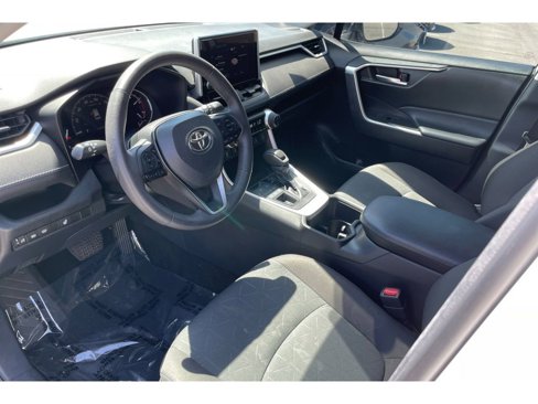 Used 2023 Toyota RAV4 XLE image 9