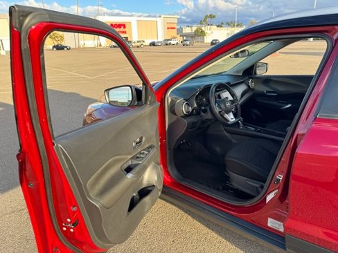Used 2023 Nissan Kicks SV image 22