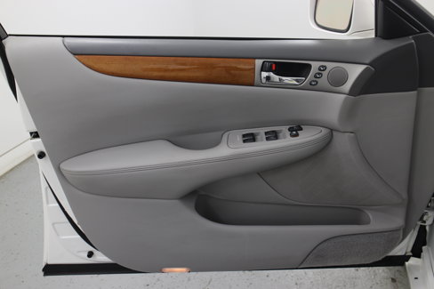 Used 2005 Lexus ES 330 image 12