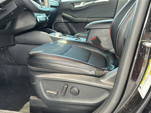 Used 2024 Ford Escape ST-Line w/ Tech Pack #1 image 19