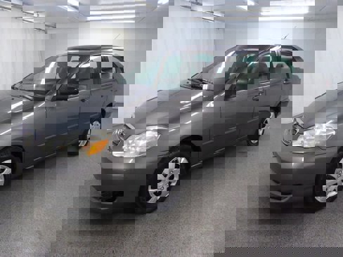 Used 2007 Toyota Corolla CE image 3