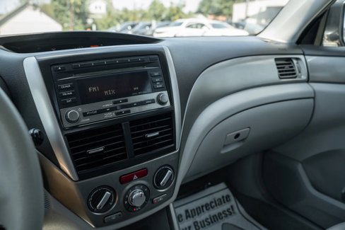 Used 2010 Subaru Forester 2.5X Premium image 19