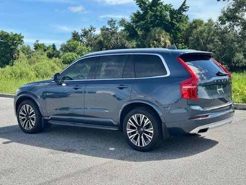 Used 2020 Volvo XC90 T5 Momentum image 4