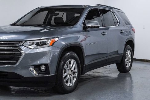 Used 2020 Chevrolet Traverse LT image 8