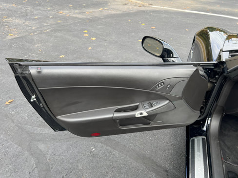 Used 2008 Chevrolet Corvette Convertible w/ Preferred Equipment Group image 21