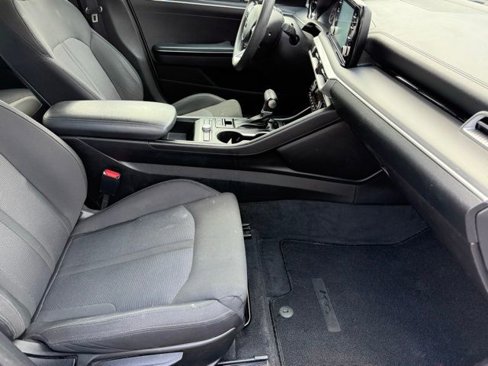 Used 2021 Kia K5 LXS image 16