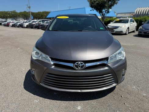 Used 2016 Toyota Camry LE image 4