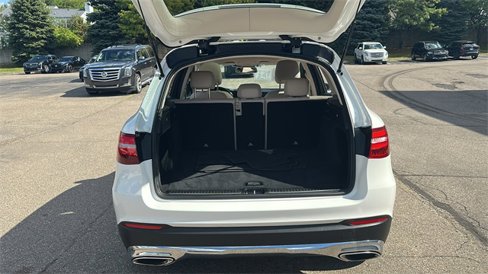 Used 2019 Mercedes-Benz GLC 300 4MATIC image 34