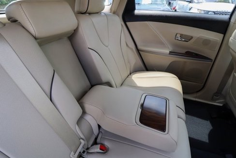 Used 2015 Toyota Venza Limited image 45