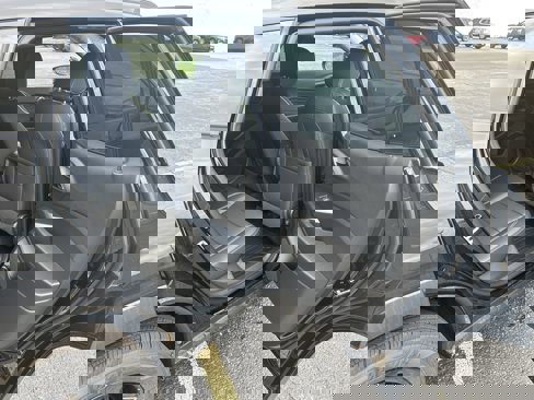 New 2025 Chevrolet Trax ACTIV w/ Sunroof Package image 26
