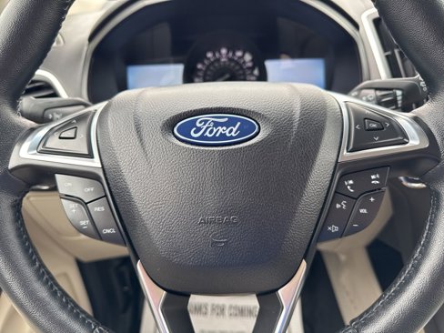 Used 2024 Ford Edge Titanium image 14