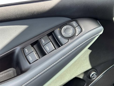 Certified 2018 Buick Enclave Essence image 15