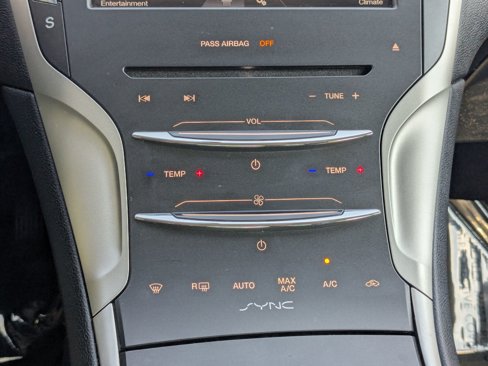 Used 2016 Lincoln MKZ w/ Equipment Group 200A Select image 25